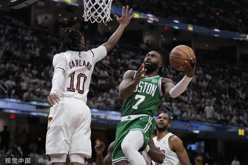 然感觉膝盖 然感觉膝盖